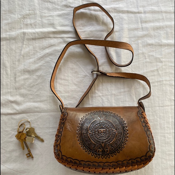 Vintage Handmade Leather Purse - Picture 3 of 4